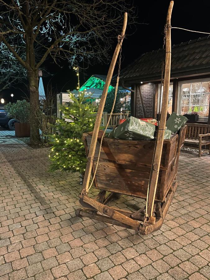 埃克霍尔特酒店及餐厅 阿舍贝格 外观 照片